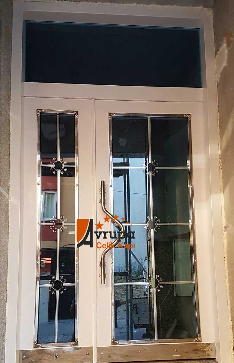 Apartman Kapısı Bahçeşehir