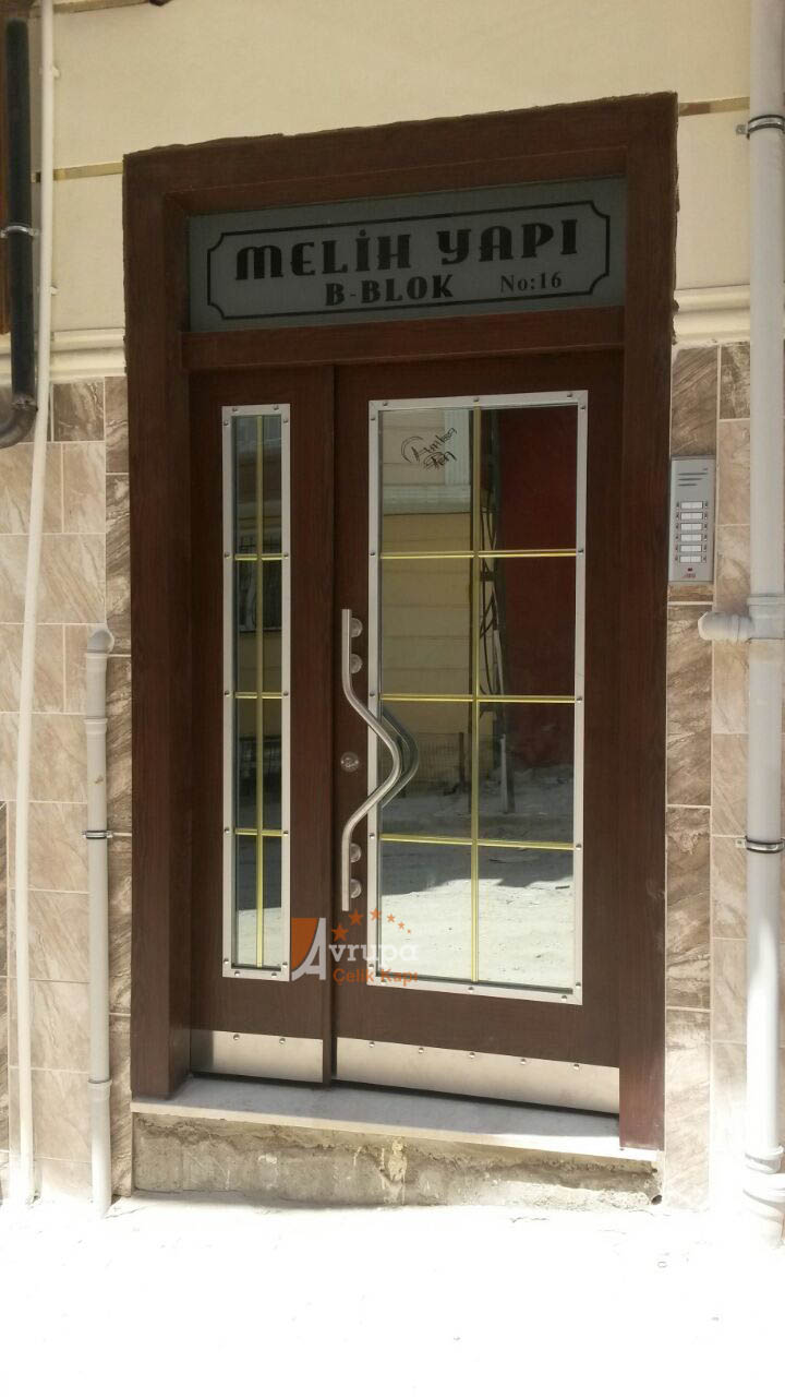 Bina Giriş Kapısı B14